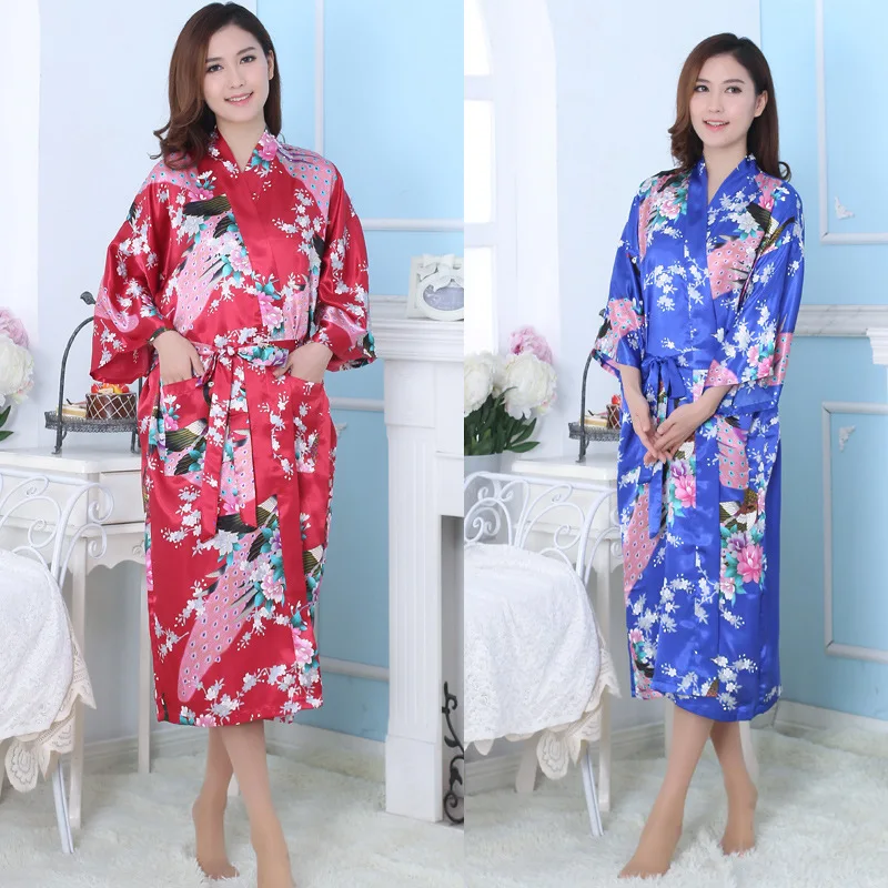 Шелковый халат женский атласное кимоно; наряд для женщин Цветочные халаты длинное кимоно халат невесты шелковый халат Павлин пижамы 16