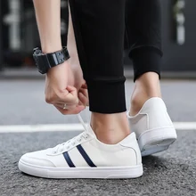 Большие размеры 39-44 Мужские дышащие Сникеры Повседневная Белая обувь мужская обувь из сетчатого материала прогулочная мужская обувь на высокой платформе Вулканизированная обувь