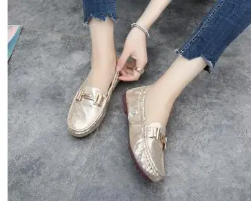 

2018 new sail lazy soft bottom two wearing peas shoes female flat bottom Korean version shallow mouth wild.