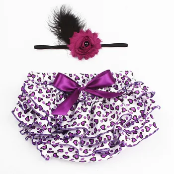

Baby Girl Bloomers with Flower Headband Heart Ruffle Infant Diaper Cover Newborn Photo Props Outfit Summer Shorts KS011