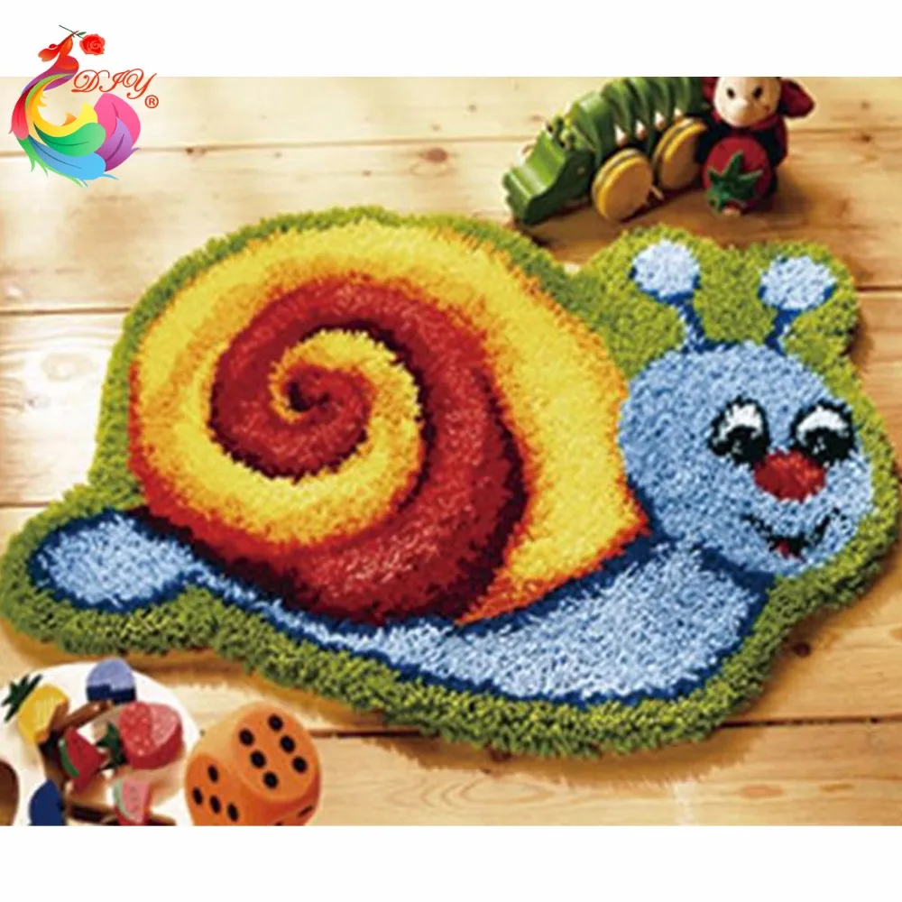 ковровая вышивка коврики. ручное ткачество. ковер иглой для ковровой вышивки. вязание ковров иглой для ковров. вязание ковров иглой для ковров.