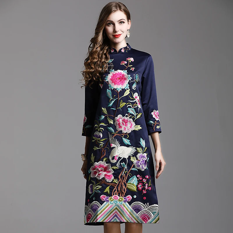 

2019 vintage embroidery dresses modern Cheongsam qipao