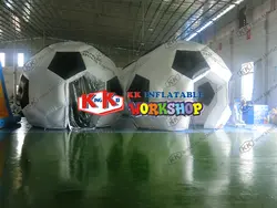 Арочные творческие надувные палатки Футбол моделирование Кубок мира надувной сарай суд интерес рекламы