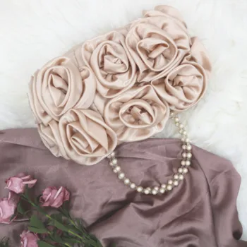 

Women's Handbags Vintage Fairy Satin Large Capacity Flower Buds Gentle Pearl Portable Evening Bag 2018 New Bolsa Feminina