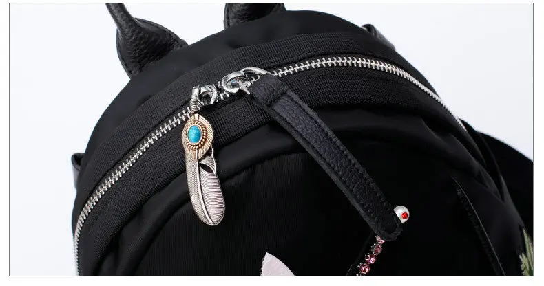 4475101101_604889811