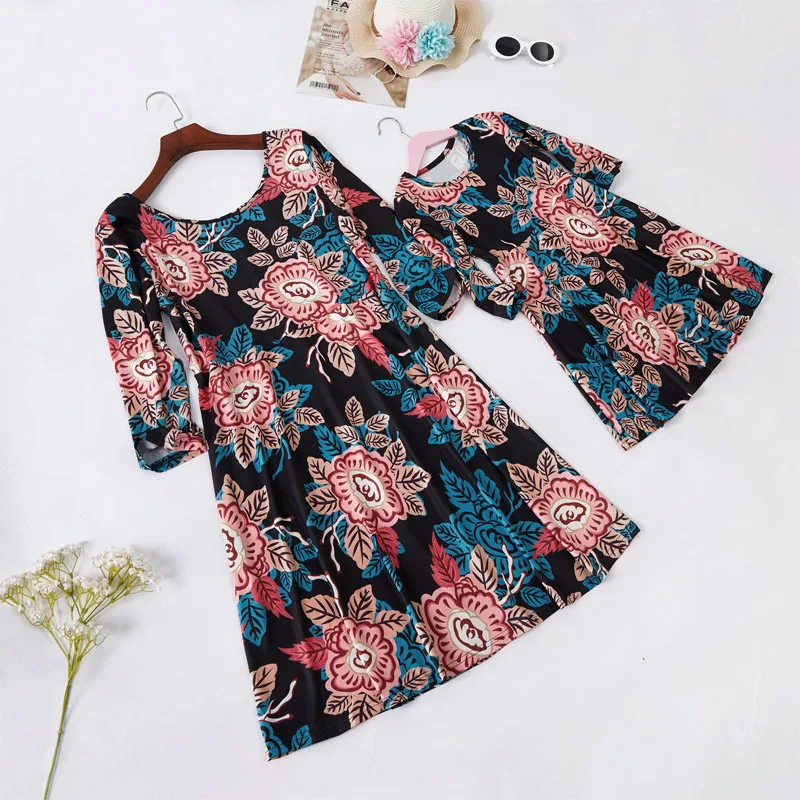 Mother-daughter-dresses-2019-Vintage-Floral-Mini-Dress-Mom-and-daughter-dress-Mother-and-daughter-clothes (5)