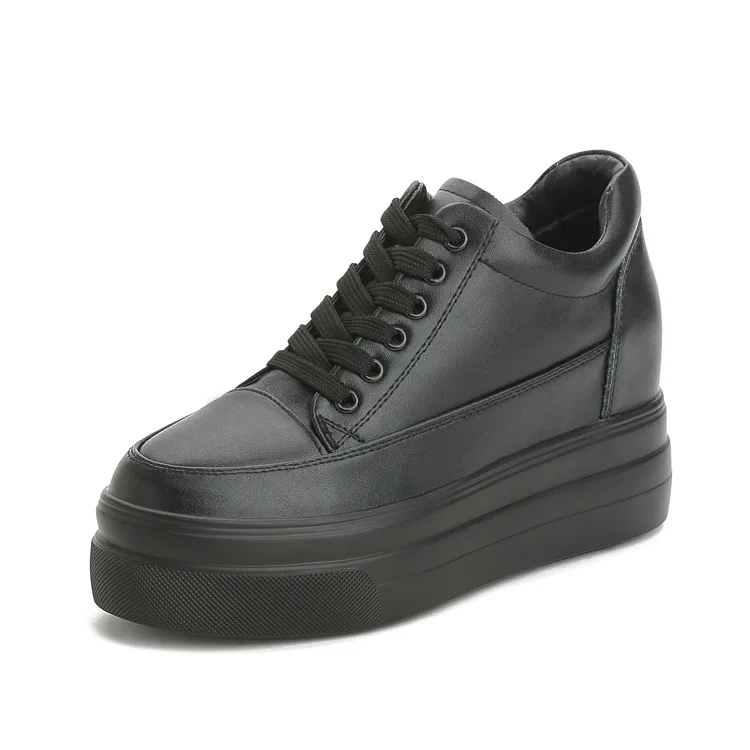 Черные дышащие женские кроссовки на плоской подошве, увеличивающие рост; повседневные Сникеры на платформе из искусственной кожи; белые туфли на каблуке 7 см; WW-29 - Цвет: Черный