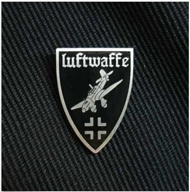 

wwii ww2 german luftwaffe air force stuka junkers ju 87 pin badge