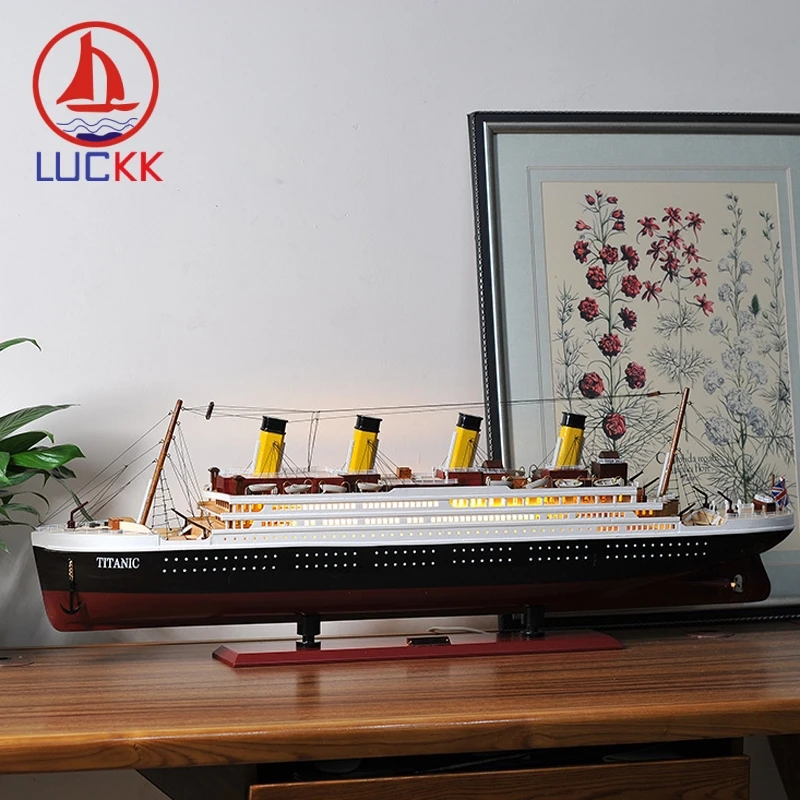 

LUCKK 100 80 CM Titanic Classic Wooden Model Ships LED Light Mediterranean Home Decoration Furnishing Wood Crafts Cruise Gifts