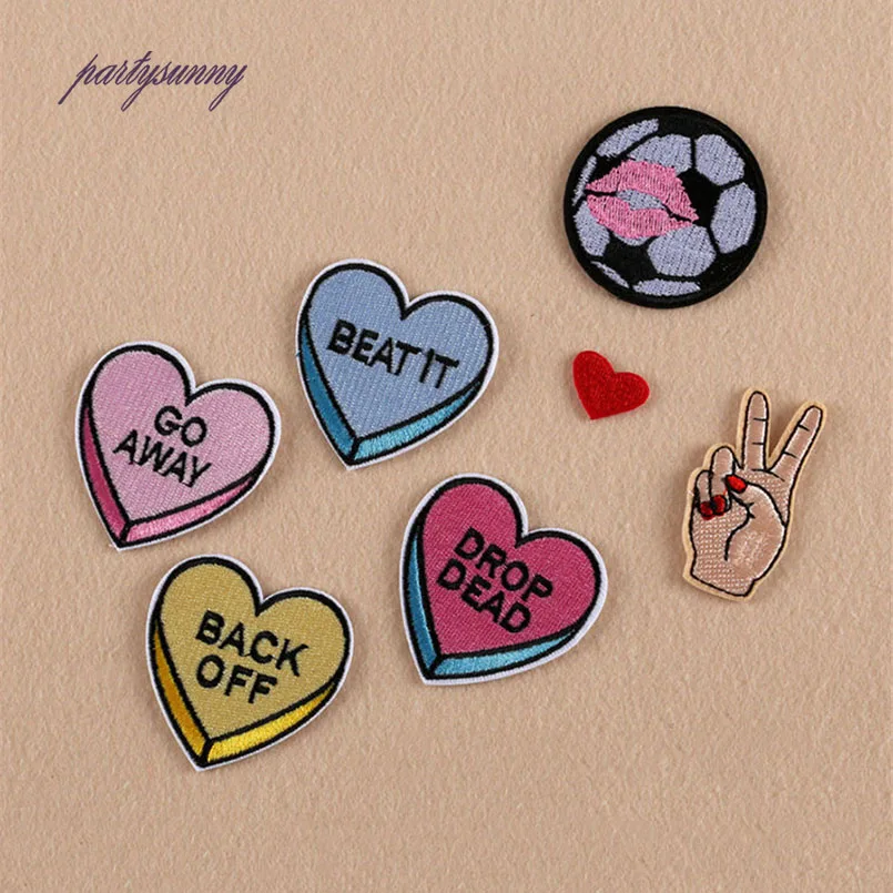 KASESSS 18 Pièces Animaux Patch Thermocollant, Ecusson Thermocollant, Tissu Thermocollant, Ecusson A Coudre Brodés, Patch Thermocollant Vêtements Décoration, Patchs Pour Sac à Dos, Chapeaux Et Denim