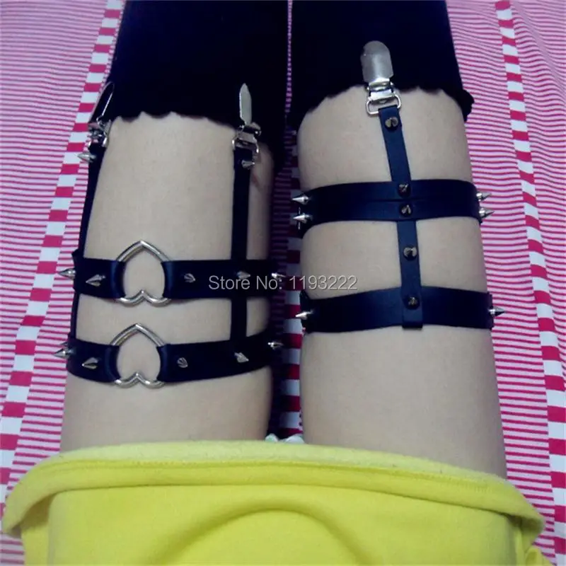 Сексуальная Мода Спайк Панк бондаж-бюстгальтер, ручной работы с двойным рядом заклепок Сердце Зажимы регулируемые ноги подвязки петли для ремня