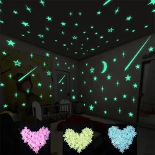 100 шт./пакет 3 см цвета в ассортименте; Светящиеся в темноте игрушки светящиеся наклейки-звездочки Спальня диван флуоресцентный картина игрушки из ПВХ для детей, игрушка