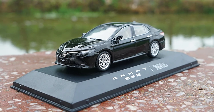 

1/43 Toyota Camry 2018 Black Diecast model Collection Toy Gift