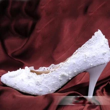 Weiß Spitze Frau Hochzeit Schuhe Neue Frau Brautschuhe Dame Imitationsperle Party Prom Schuhe High Heel Schuhe Freies Verschiffen