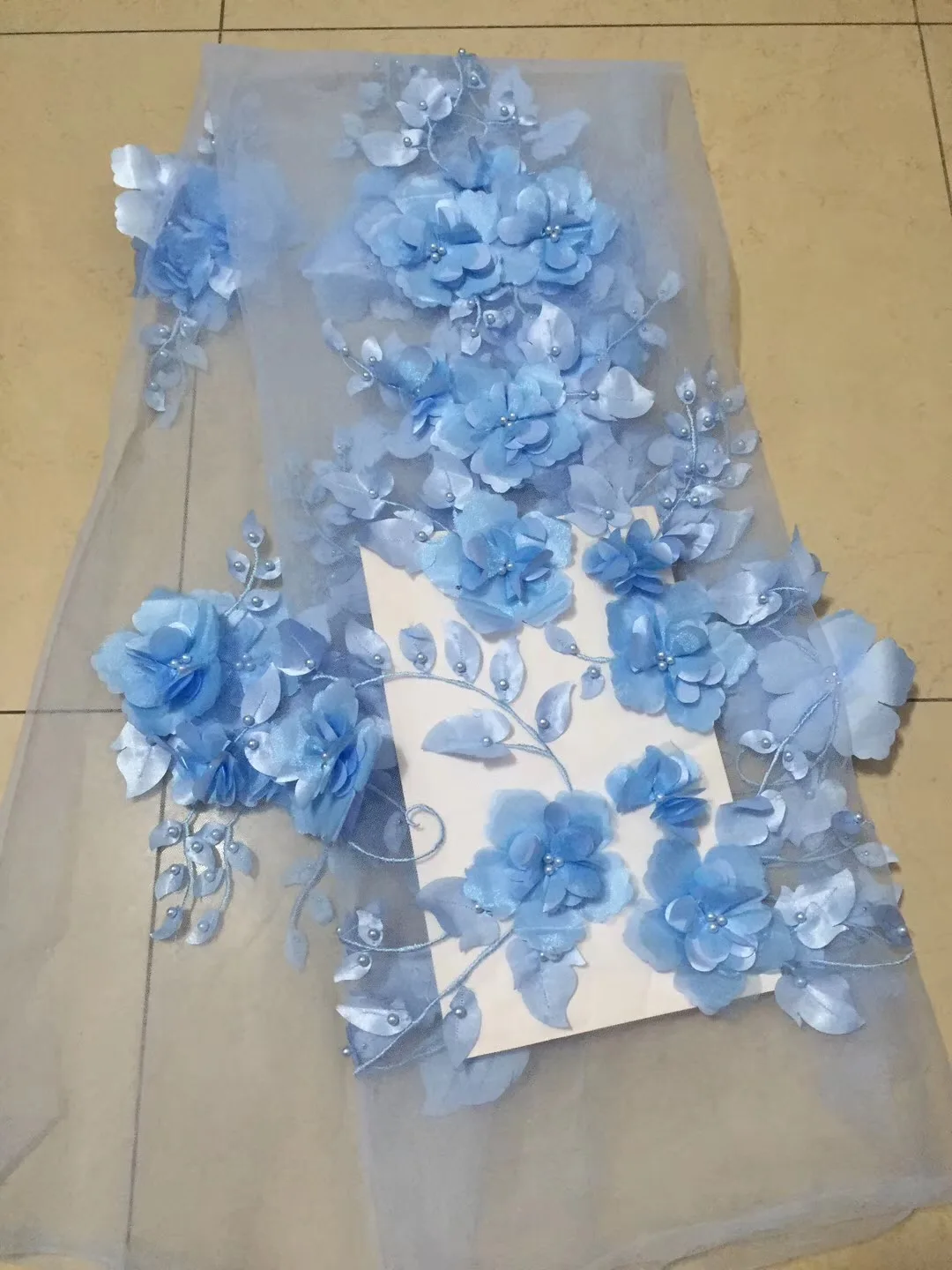

Bridal Nigerian Wedding Lace Materials 3D Lace Fabric High Quality 2019 African Lace Fabric On Sale Beads Lace Fabric CD26051