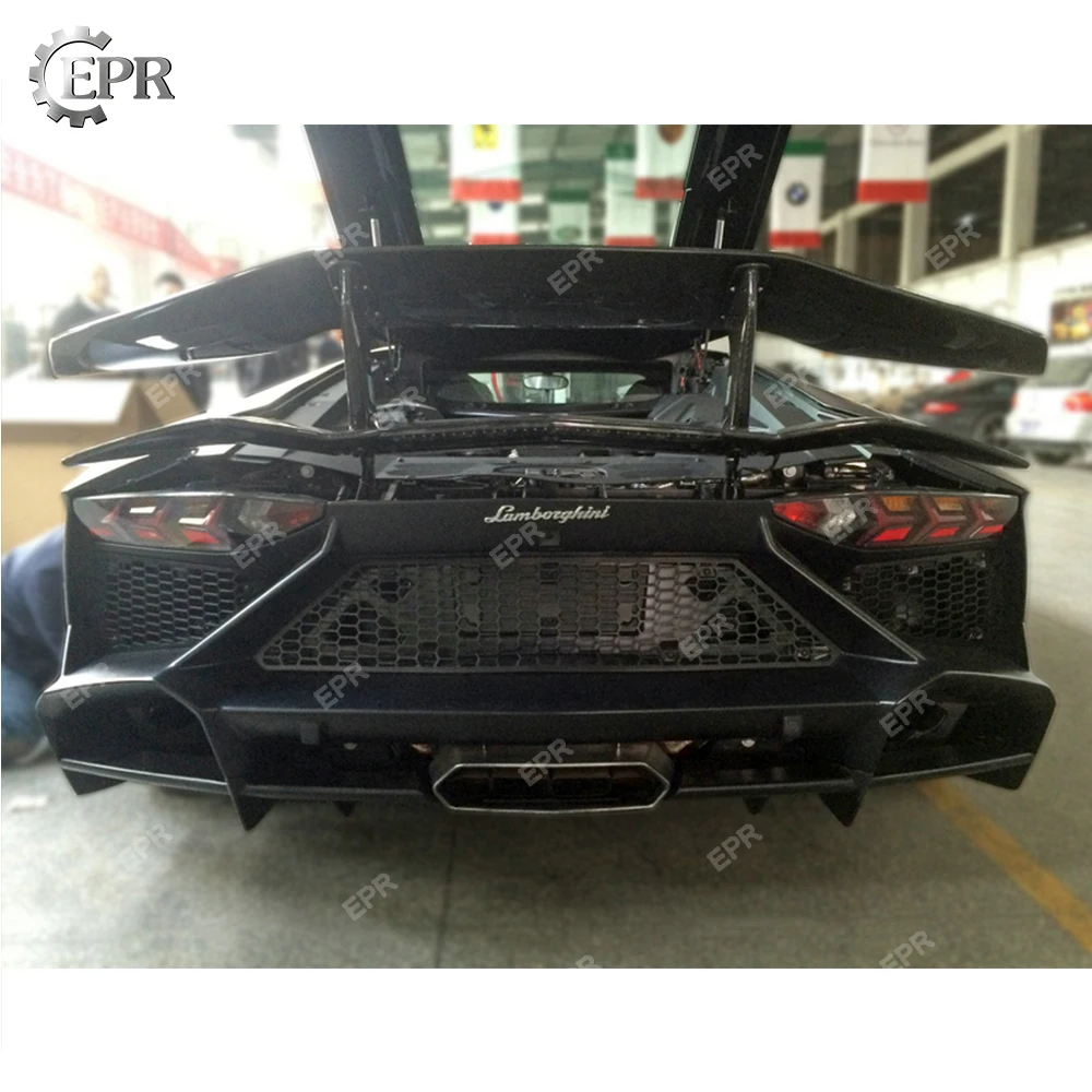 DMC Molto SV углеродного волокна заднего крыла губ для Aventador LP700 сглаживатель перепадов напряжения Стиль углеродного волокна Тип 1 Карбон спойлер GT средства ухода за кожей комплект отделкой аксессуары