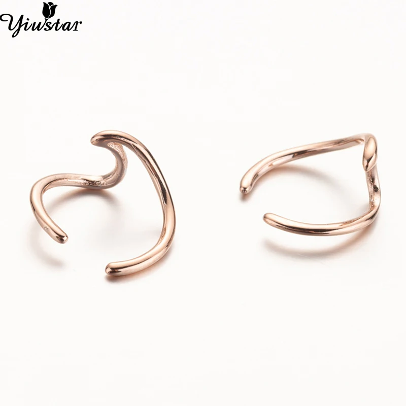 

Yiustar Stainless Steel Wave Ear Cuff Wave Conch Piercing Classic Cartilage Earrings Ear Boho Jewelry Lovely Twisted Ear cuff