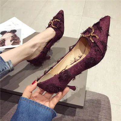 

2019 new women's shoes exquisite pointed temperament single shoes ladies shoes