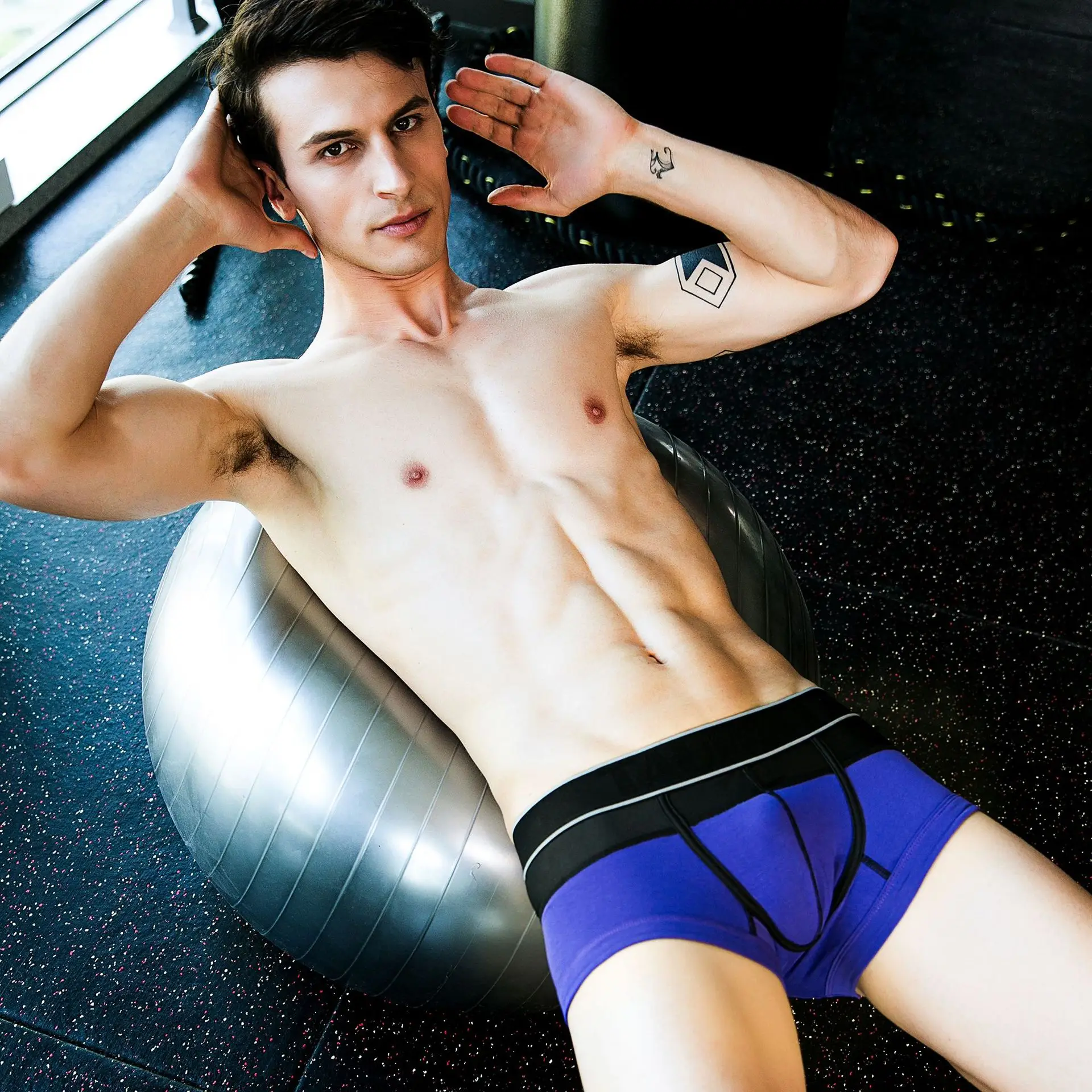 Sexy Mens Boxers Low Waist Men's Underwear Hot U-convex Breathable Penis Pouch Cueca Masculina Gay Boxer Panties Men
Sexy Mens Boxers Low Waist Men's Underwear Hot U-convex Breathable Penis Pouch Cueca Masculina Gay Boxer Panties Men