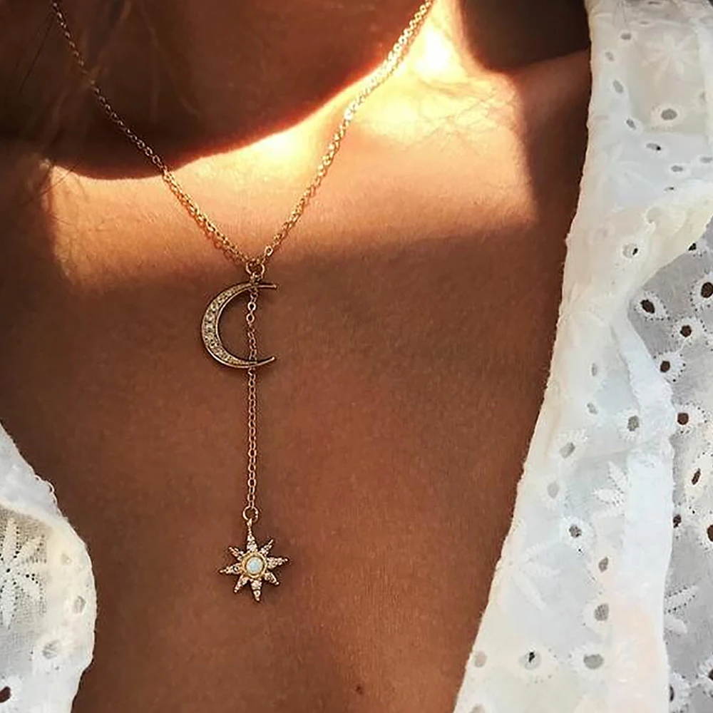 

Women's Fashion Clavicle Chain Stars Moon Crystal Pendant Gold Silver Necklace Wedding Party Jewelry Accessories