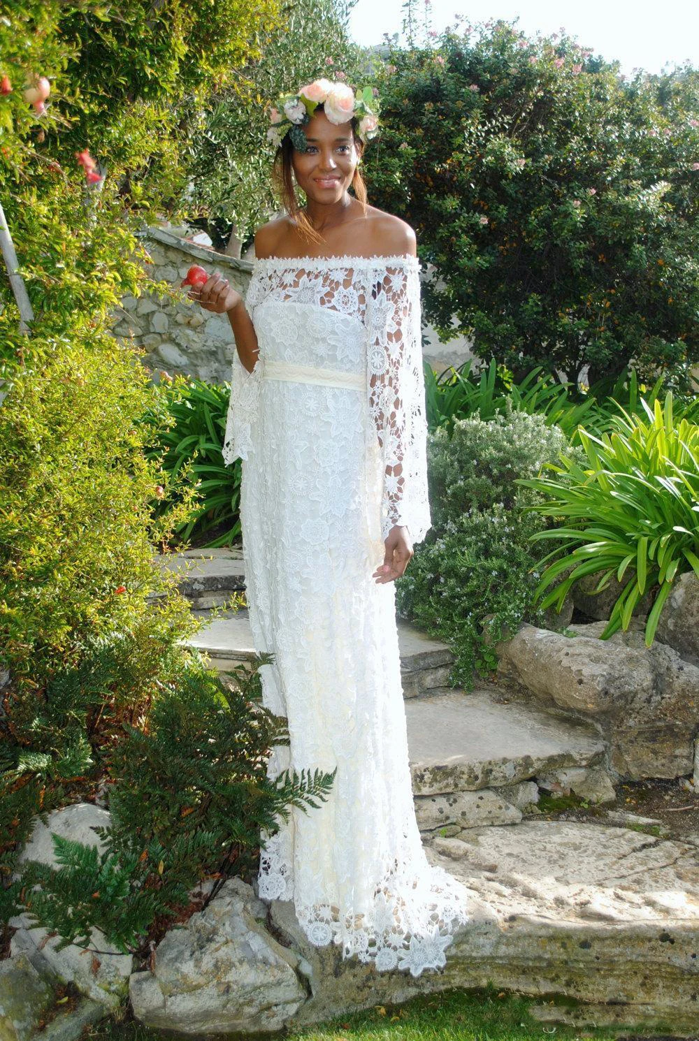 vintage-beach-wedding-dresses-with-long-sleeves-2018-sweep-train-custom-made-bohemian-boho-a-line-plus-size-wedding-bridal-gowns (2)