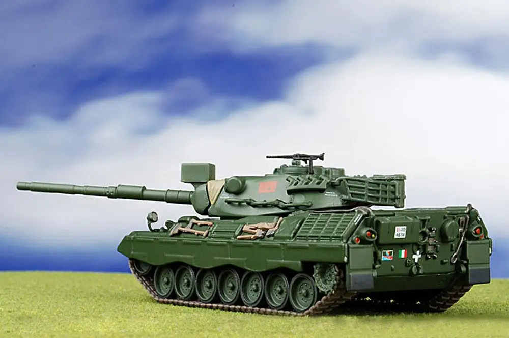 Леопард 1A2 4th Reggimento Carri Brigata Moccanizzata Contaure 1/72 литье под давлением IXO
