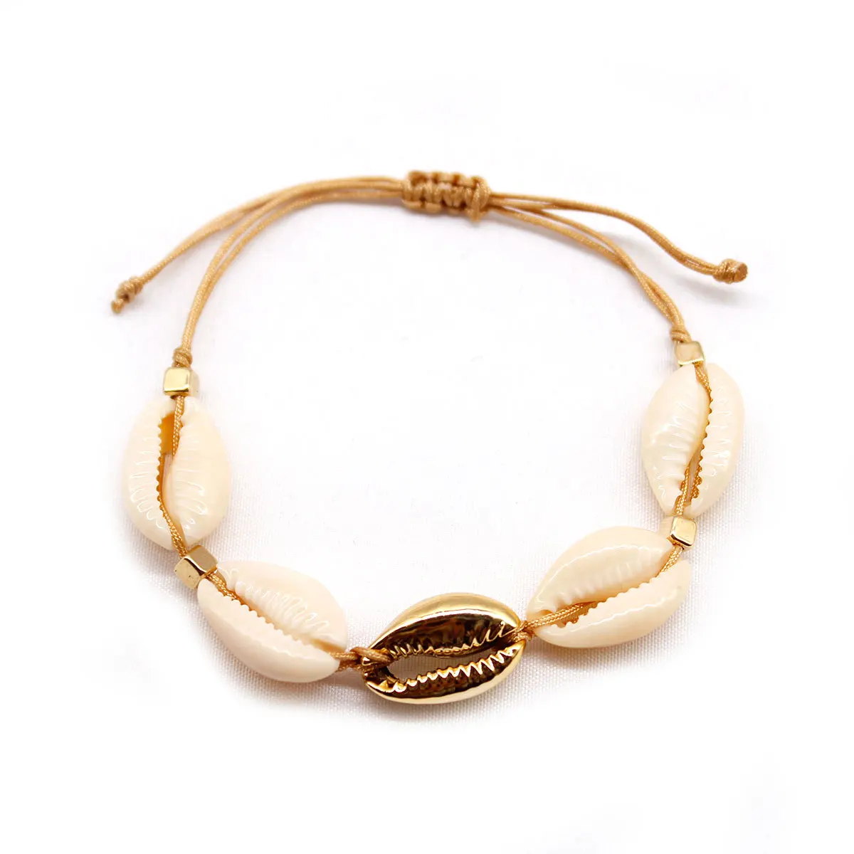 

New Hand Woven Natural Shell Rope Chain Bracelets Bohemian Beach Charm Bracelet Hand Accessories for Women