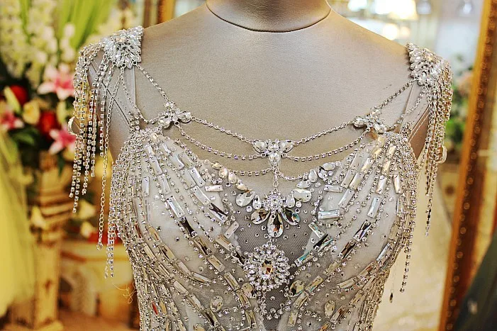Роскошные свадебные платья в винтажном стиле, украшенные кристаллами и бисером, на Реальный Пример QB10M