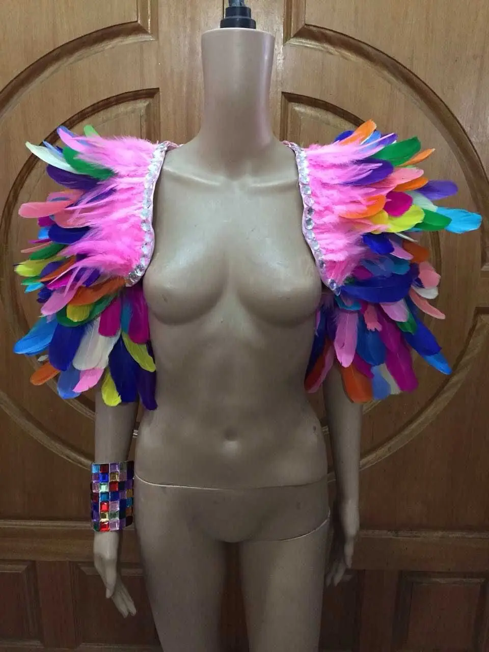 

Latin dance Samba accessories Fashion exquisite headdress feathers Delicate dance shows accessories