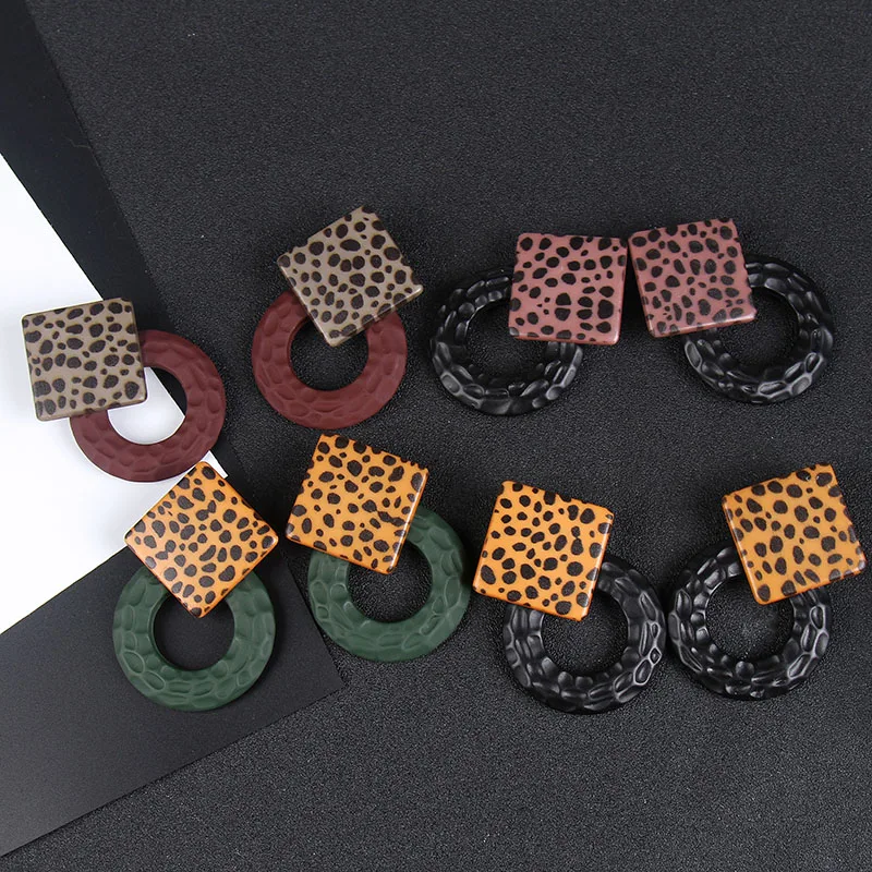 

Newest Vintage Geometric Hollow Round Drop Earrings For Women Simple Jewelry Female Resin Acrylic Leopard Square Dangle Earring