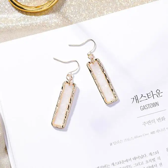 

MENGJIQIAO 2019 New Japan Korea Simple Shell Acrylic Long Strip Earrings For Women Fashion Jewelry Geometric Drop Pendientes
