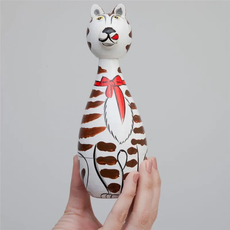 Handmade Cleo  Friends Nesting Cats Painted Wooden Nesting Dolls Matryoshka  Set of 5 Dolls From 7 Tall  (5)