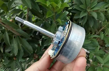 

DC 24V 2500RPM External Rotor DC Brushless Motor comes with dual roller bearings