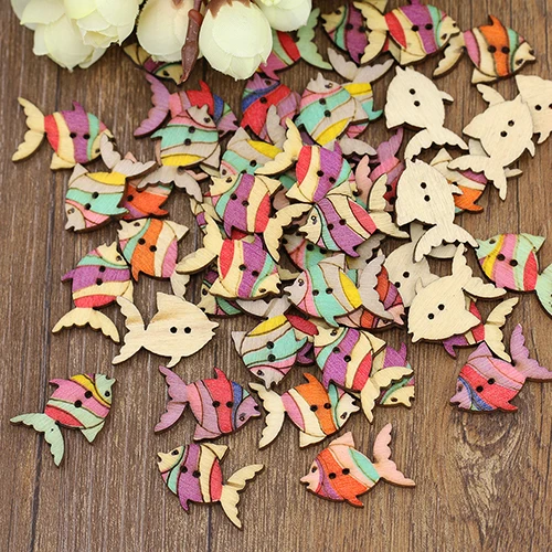 

New arrival 28mm Cute Colorful Painting Fish Pattern Buttons 2 Holes Wood Knopf 50Pcs/set
