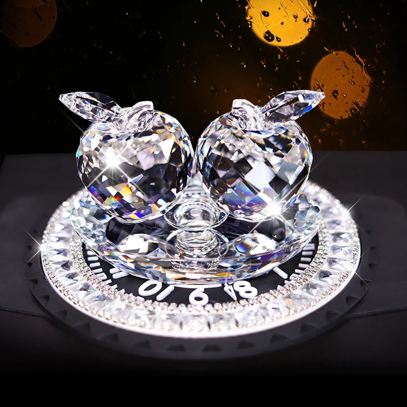 

Fashion Car Console Decoration Charm Crystal Diamond Lucky Apple Ornament Rhinestone Interior Decor Crystal Ornament Air Perfume