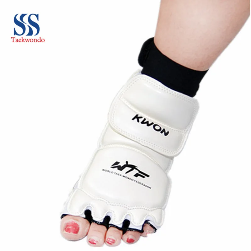 Taekwondo foot protective sleeve Taekwondo Karate instep guard foot set
