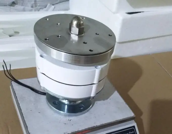 

generator with flange plate for wind turbine