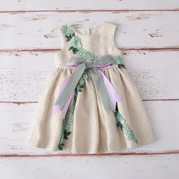 

Wholesale 2019 Summer New Girls Dresses Embroidery Bow Tie Button Sleeveless Party Dresses Kids Clothing 1-6Y E1710