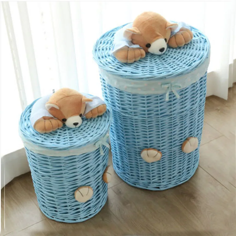 round laundry hamper with lid
