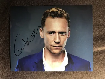 

hand signed Tom Hiddleston Avengers: Endgame autographed photo 8*10 inches 042019A