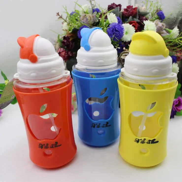 colorful cute plastic sippy bottles with straw with lid,fashion juice