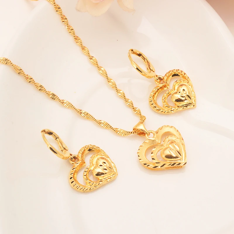 18 k Solid Gold GF Twin цветок сердца Женщины Ювелирные наборы Европа для невесты свадебные украшения подарок Дубай Подвесные серьги амулеты «сделай сам»