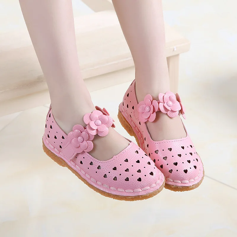 

2019 Summer Girls Flat Princess Shoes for Kids Soft Leather Cute Baby White Dress Shoe Flower Casual Hollow Sandals for Children