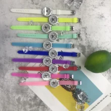 Модные силиконовые детские часы ярких цветов с рисунками из