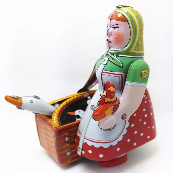 [Забавный] [] Классическая коллекция Ретро Заводной металлический ходячий оловянный фермер робот женщина с гусиной механическая игрушка подарок