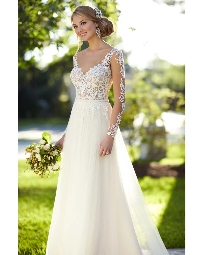 2017 V neck Lace Beach Wedding Dress With Long Sleeves Backless Wedding