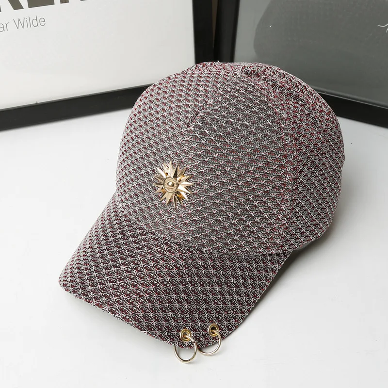 Prix pour 2017 Nouveau Mode Printemps Casquette à visière D'été Chapeaux Femmes Hommes Soleil fleur casquettes de baseball snapback chapeau avec anneaux unisexe os hiphop cap Prix pour 2017 Nouveau Mode Printemps Casquette à visière D'été Chapeaux Femmes Hommes Soleil fleur casquettes de baseball snapback chapeau avec anneaux unisexe os hiphop cap