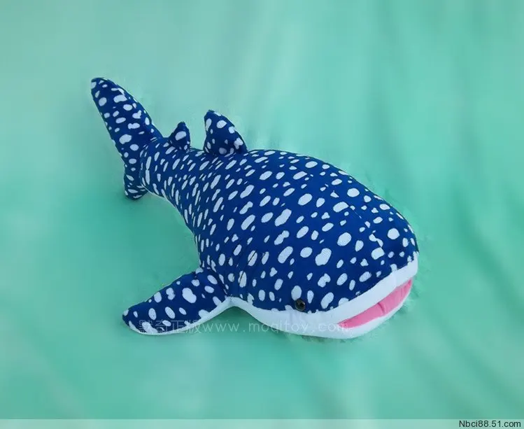 tiburon ballena peluche