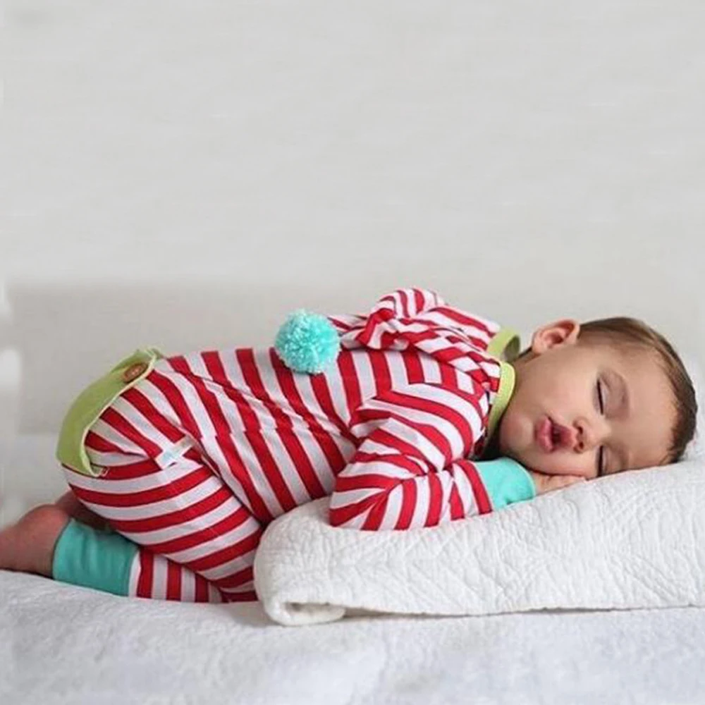 Enjoy babies. Малыш на белом фоне. Enjoy babies. Enjoy babies. Enjoy одноразки.