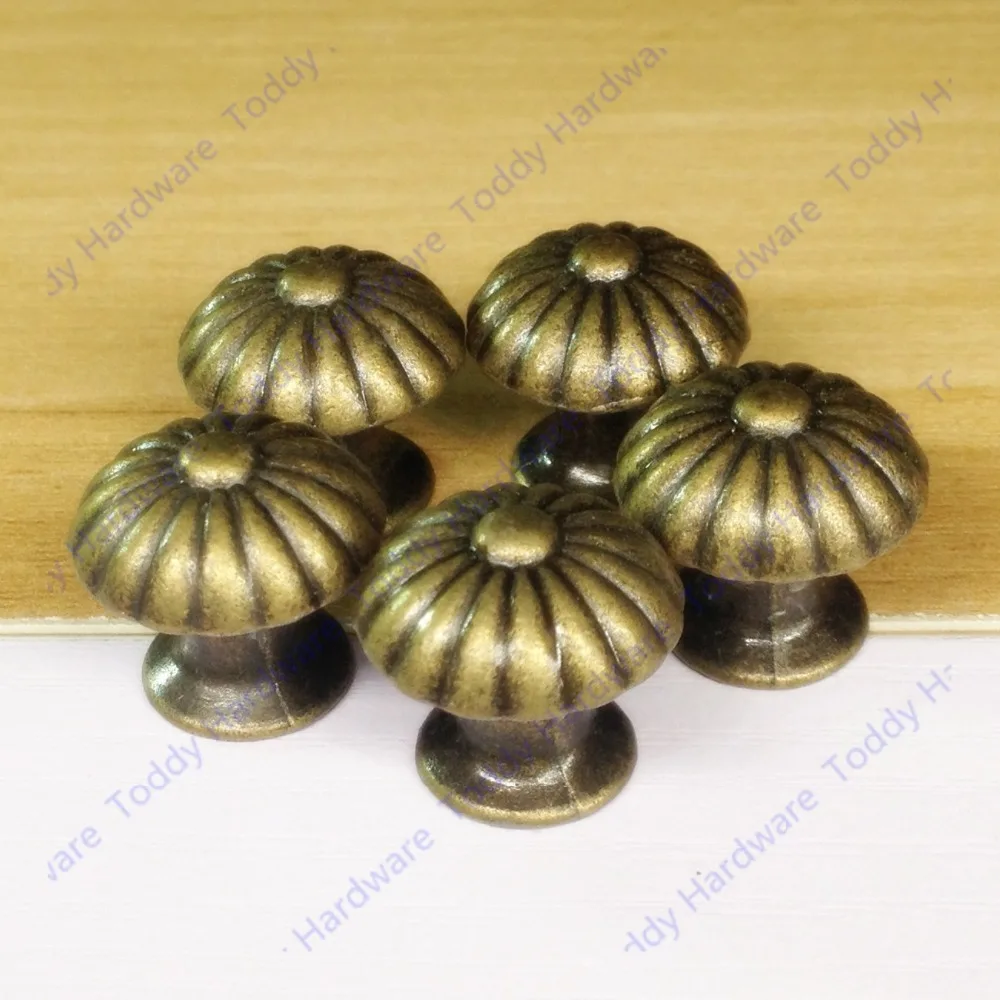 

5pcs 18mm Drawer Dressing Box Jewelry Box Handles Antique Bronze Color Zinc alloy small Drawer Knob Handle Closet Dresser Pulls
